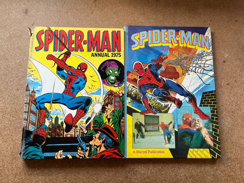 Spiderman annuals - 2,
